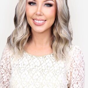 Chelsey smith lace and tag attached new!